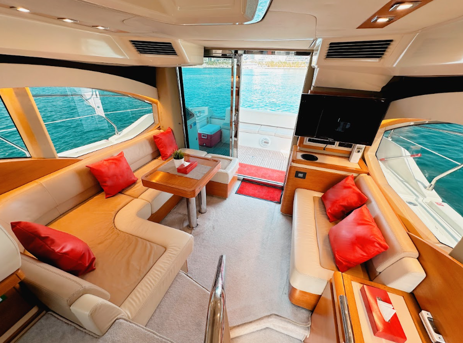 A33 YACHT