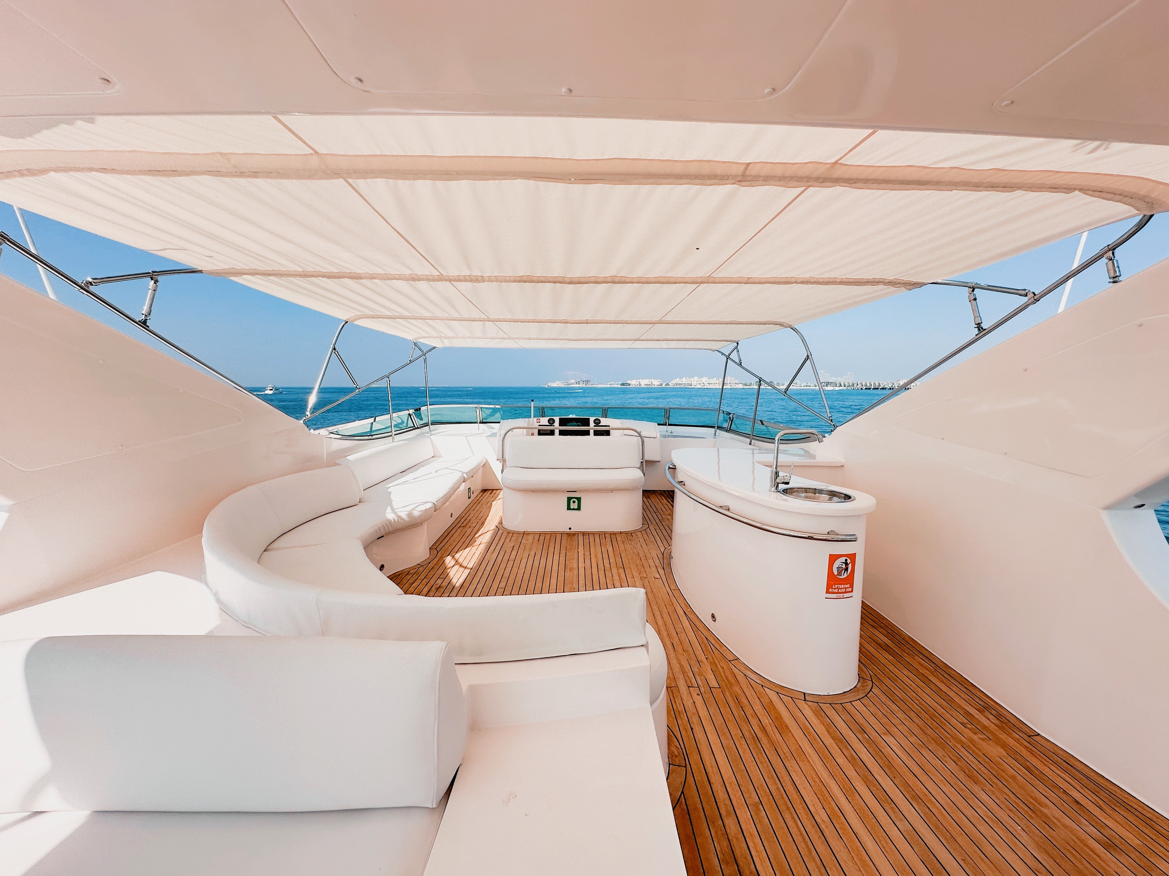 X34 YACHT