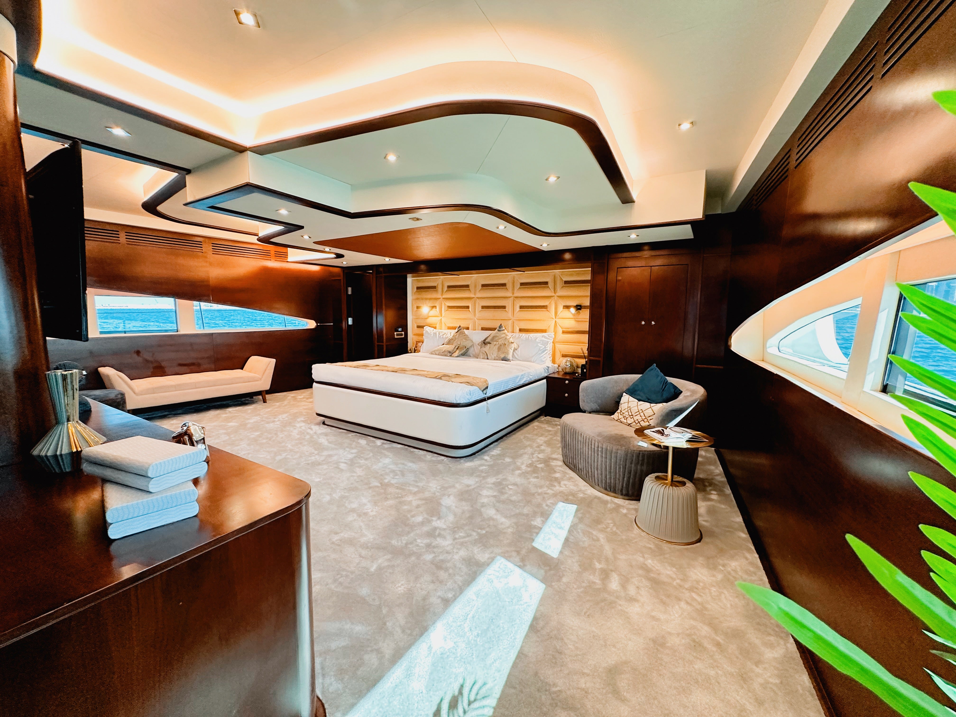 A1 YACHT