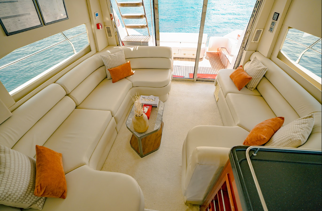 A10 YACHT