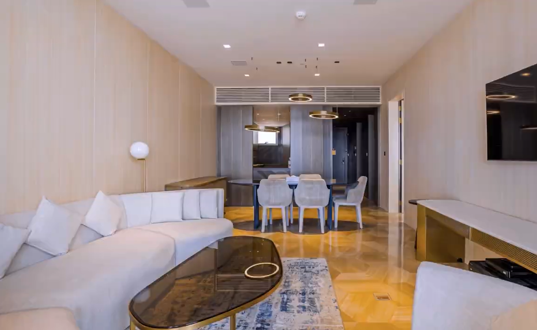 Elegant 1 Bedroom Full Marina View at FIVE Palm