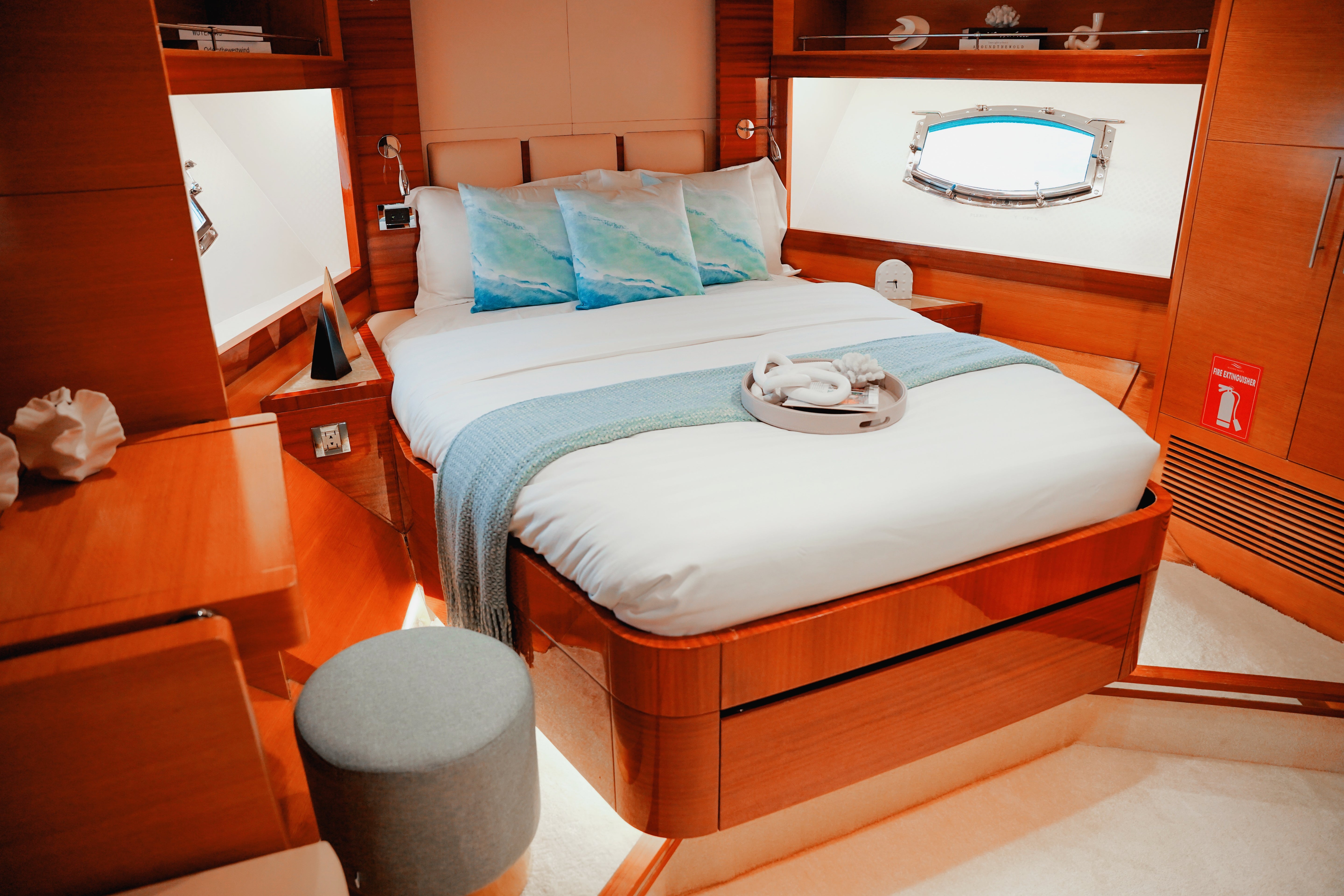 X36 YACHT