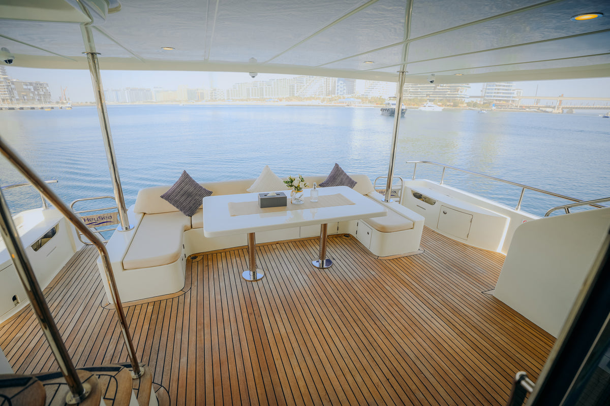 X43 YACHT
