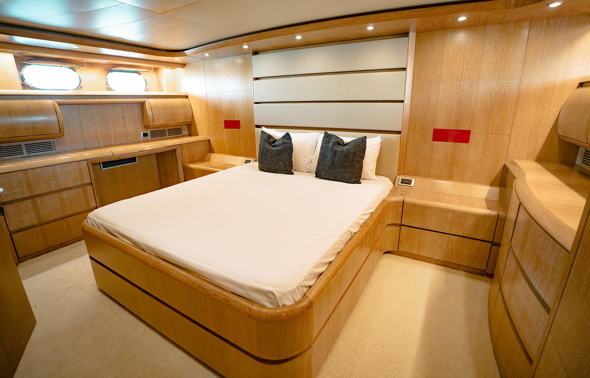 A12 YACHT