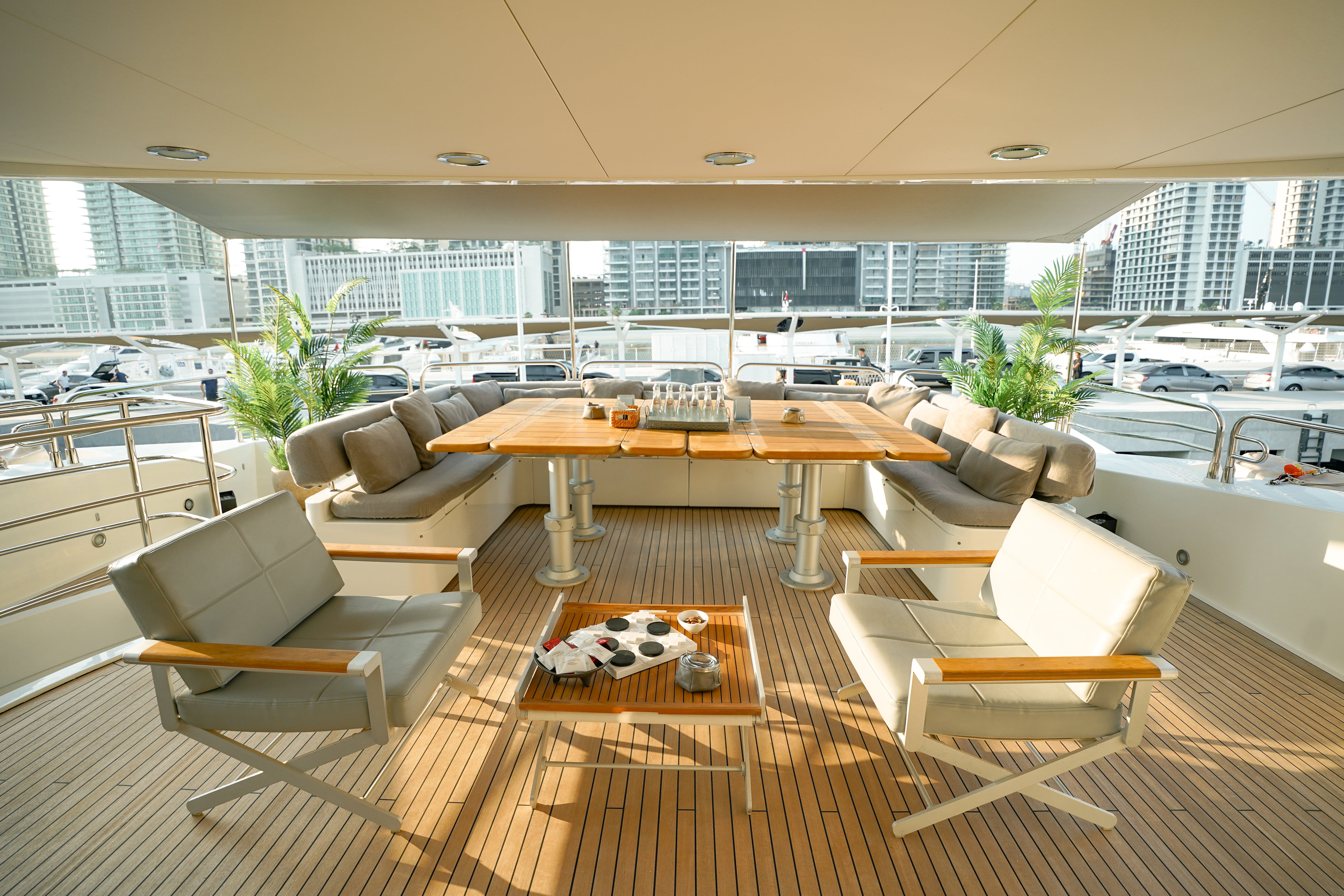 A4 YACHT