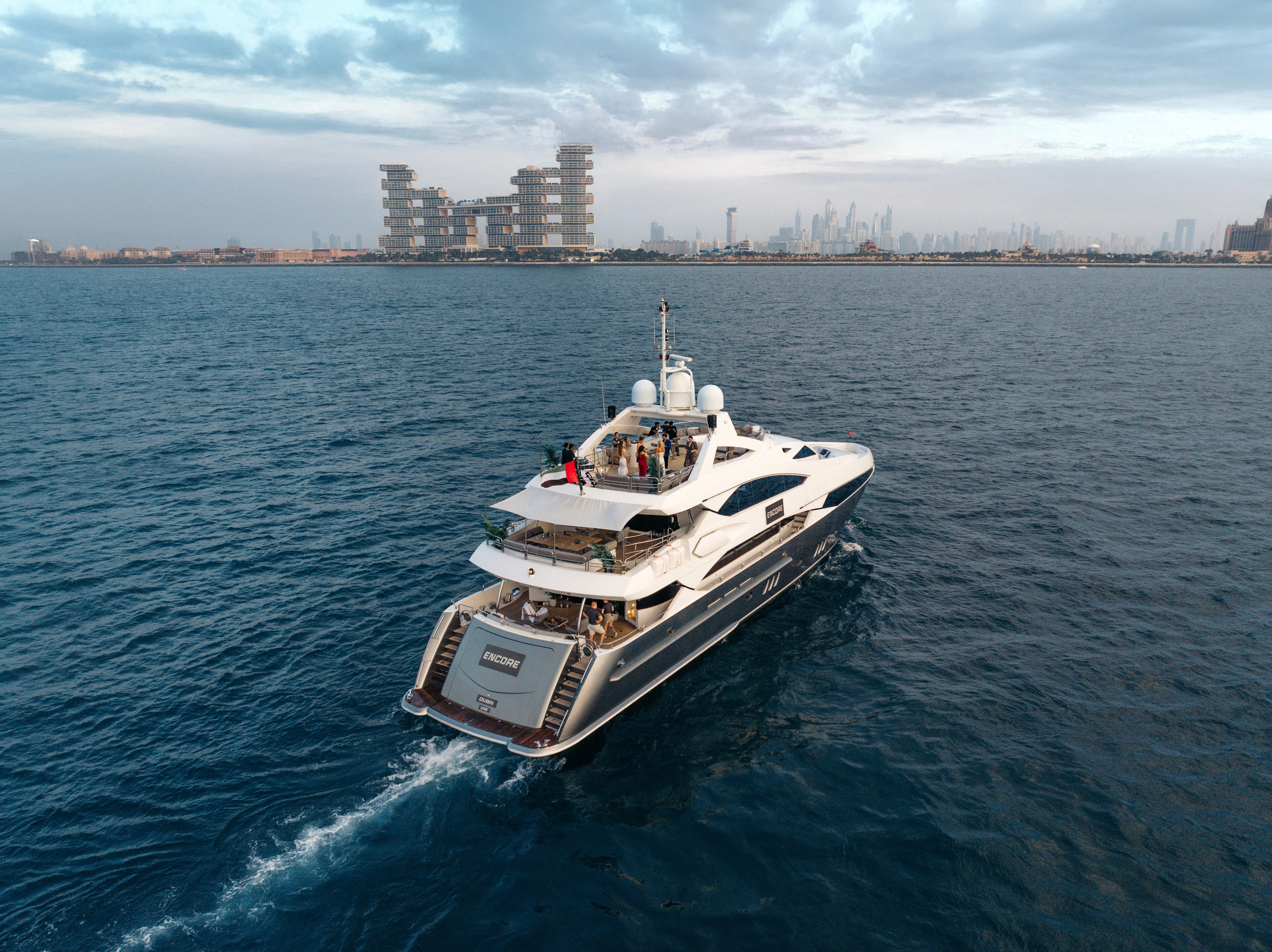 A4 YACHT