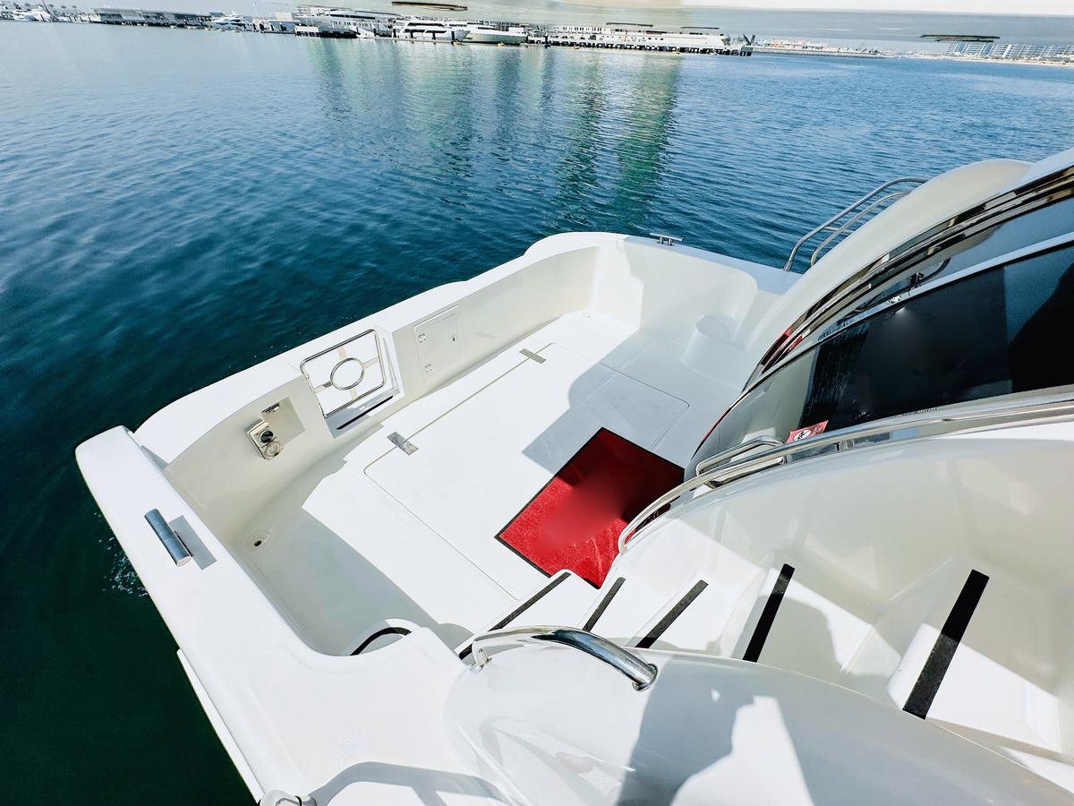 X4 YACHT