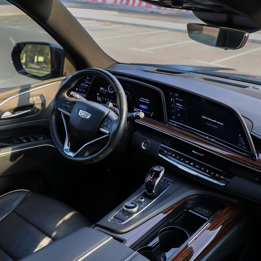 CADILLAC ESCALADE SPORT