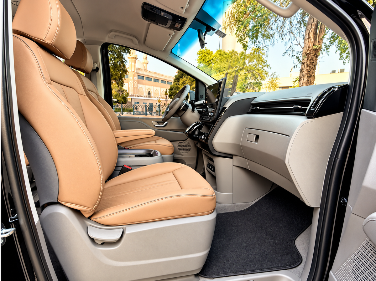 Hyundai Staria – 8 Pax – 2026